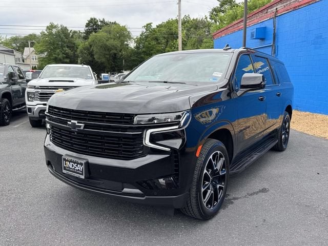 2024 Chevrolet Suburban — detail view