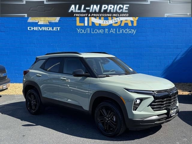 2026 Chevrolet Trailblazer LT in Cacti Green — front three-quarter view